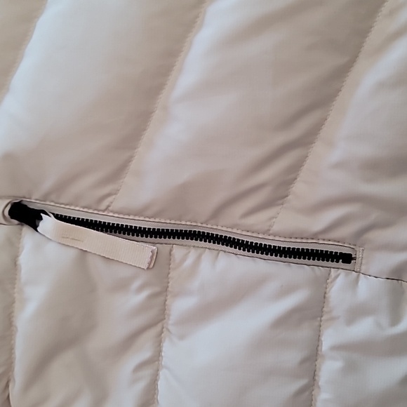 The Northface jacket - Picture 7 of 9